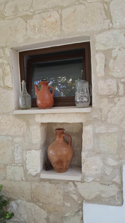Faith'S Stone House Guest House Simou Exterior foto